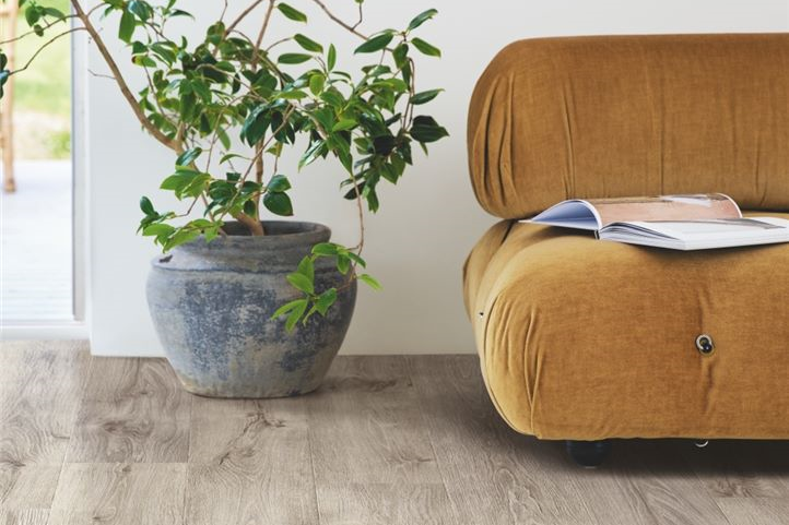Pergo - Laminated Wooden Flooring -  Modern Plank - Sensation - Grey Barnhouse oak