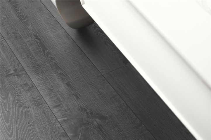 Pergo - Laminated Wooden Flooring -  Long Plank - Midnight Oak