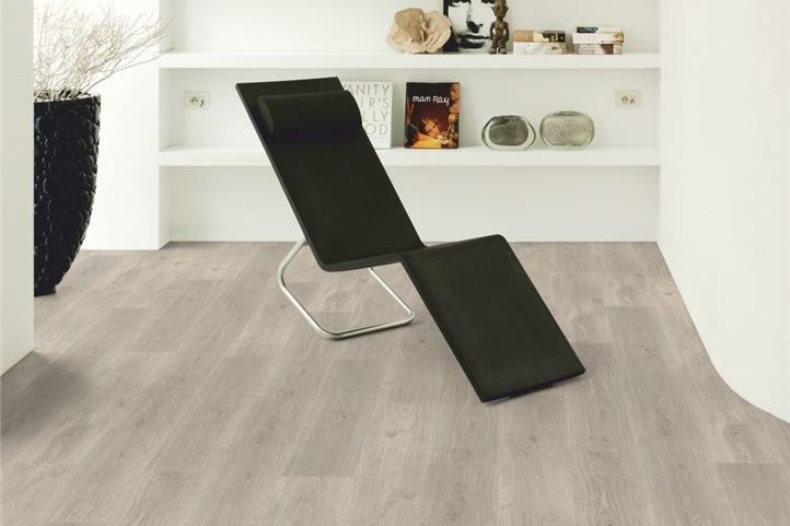 Pergo - Laminated Wooden Flooring -  Domestic Extra Uniclic - Harmony Oak