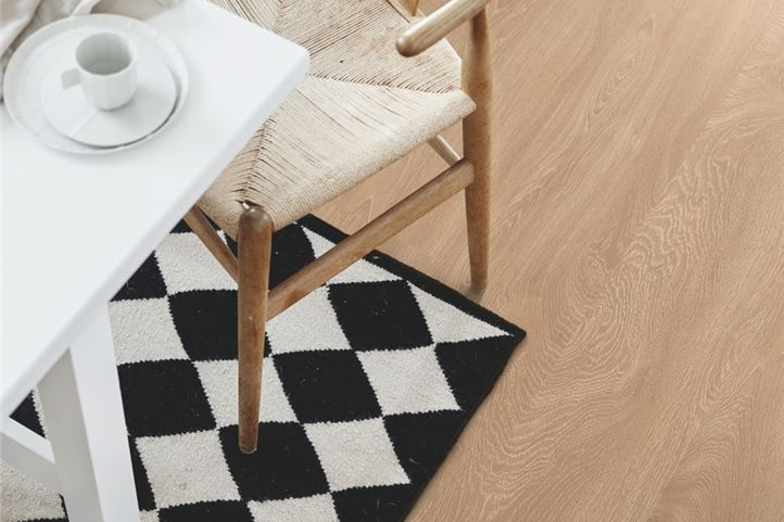 Pergo - Laminated Wooden Flooring -  Domestic Extra Uniclic - Chalked Oak
