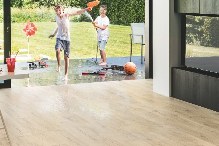 Classic Oak Beige Impressive Laminated Wooden Flooring